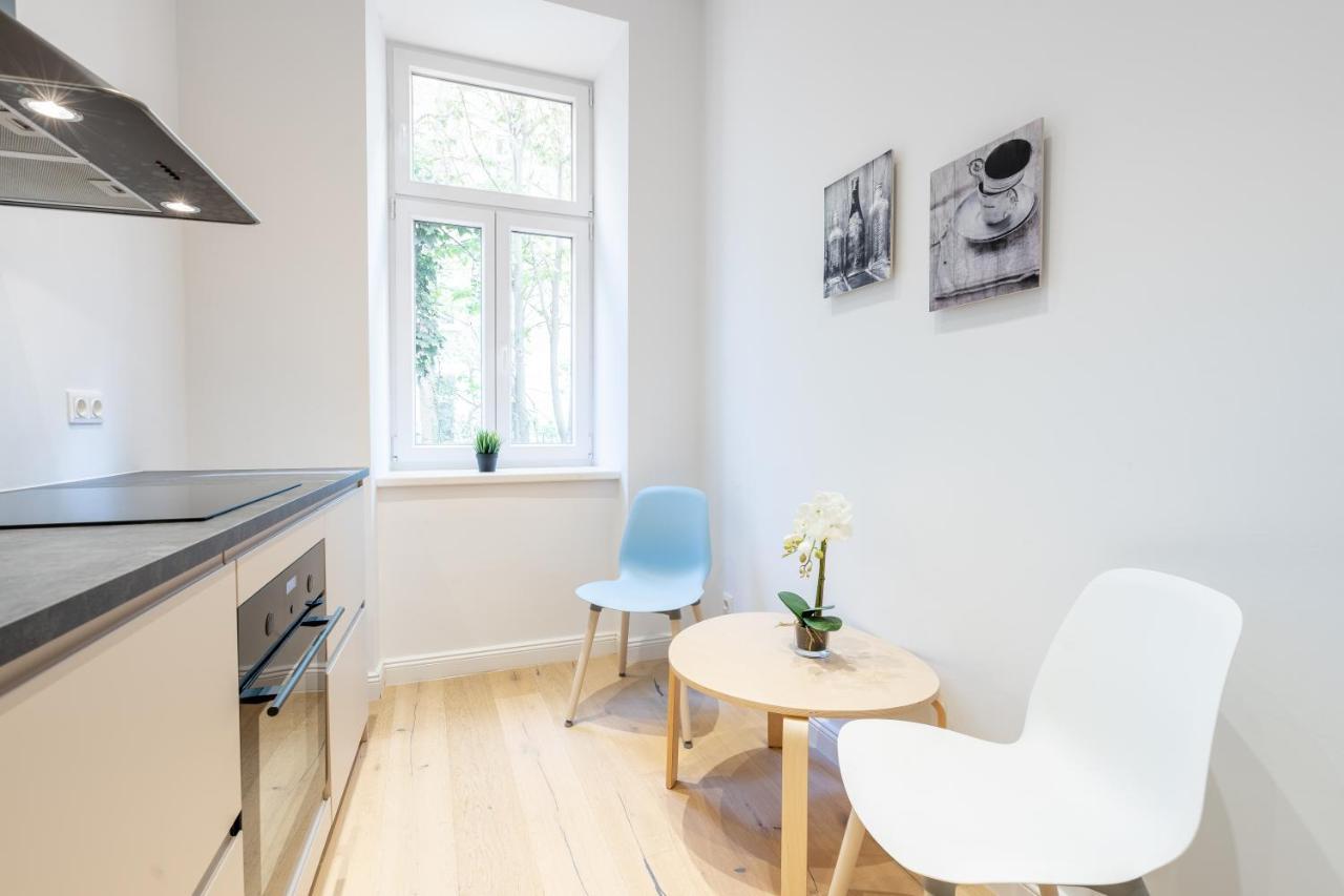 Cottageviertel - Stilvolles Apartment In Parknaehe Viena Exterior foto